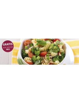 Brokkoli-Nudelsalat mit Cocktailtomaten und Knoblauch-Zitronen-Dressing