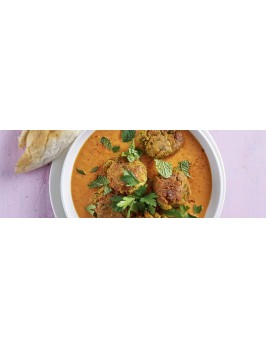 Falafeln in Tomaten-Ingwer-Kokos-Soße mit Fladenbrot