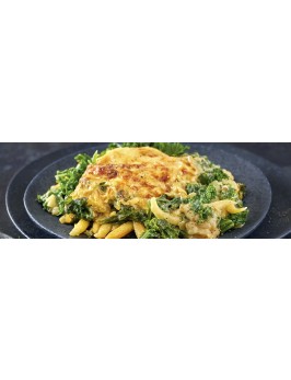 Grünkohl-Schupfnudel-Auflauf mit Röstzwiebel-Senf-Soße