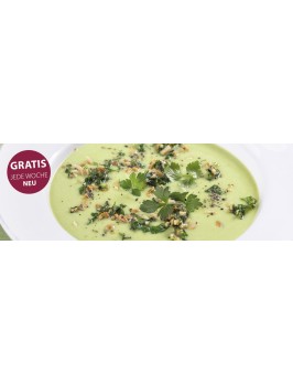 Kohlrabi-Avocado-Suppe mit Petersilien-Mandeln