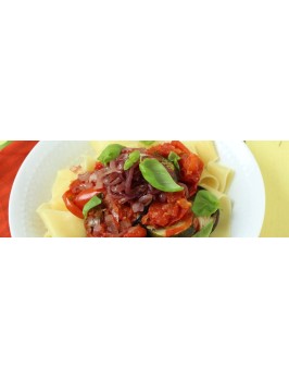 Pasta mit Ofen-Ratatouille und Portwein-Zwiebeln