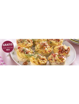 Spaghetti-Muffins mit Paprika und Kresse