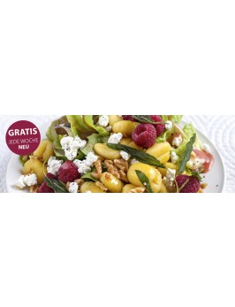Salbei-Walnuss-Gnocchi mit Sommersalat