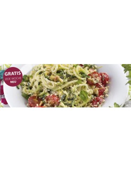 Sommerlicher Zucchinispaghetti-Hirse-Salat