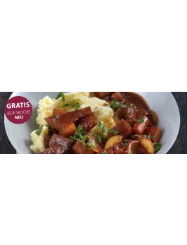 Wurzelgemüse-Bourguignon mit Kartoffelpüree